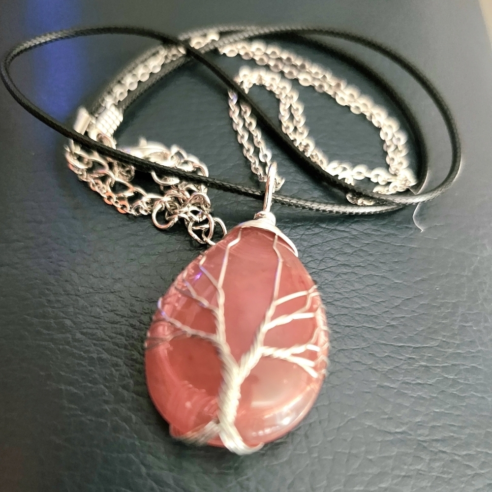 Red Rose Quartz Pendant Necklace With Interchanable Chains - Picture 3 of 3